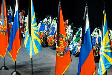 Оренбург простился с героями-летчиками